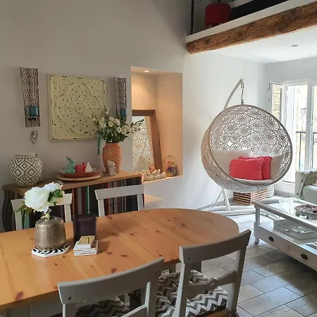 Apartment Traverse Du Vieux Chateau