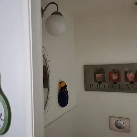 Traverse Du Vieux Chateau 멍똥