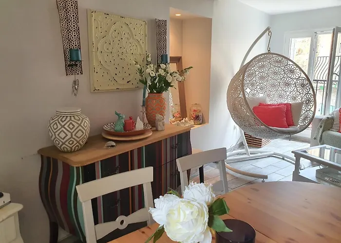 Apartament Traverse Du Vieux Chateau