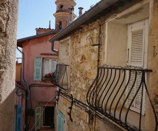 Traverse Du Vieux Chateau Appartement *